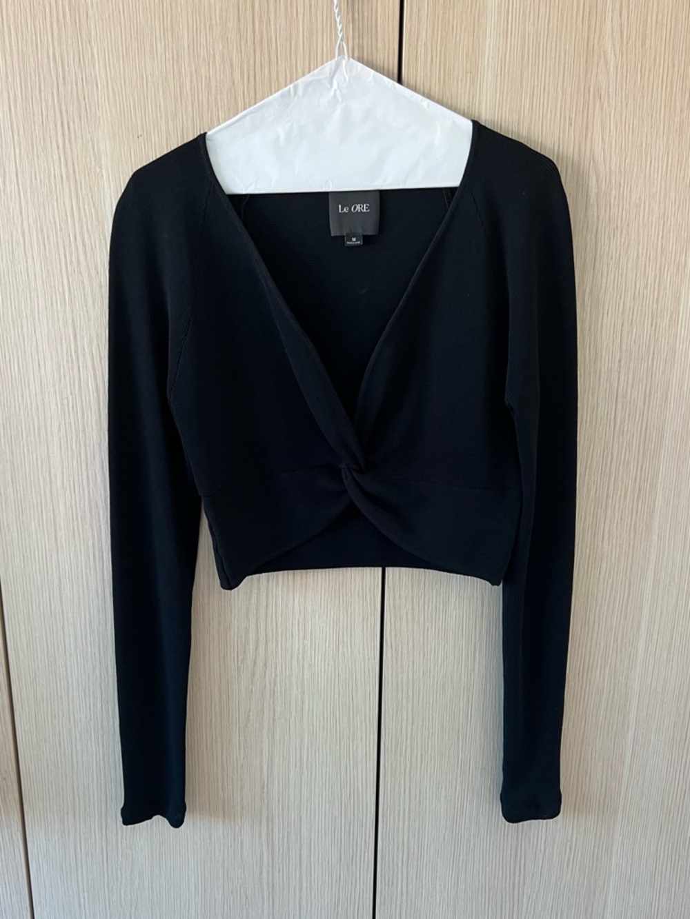 Le ORE Black Twist-Front Long Sleeve Crop Top